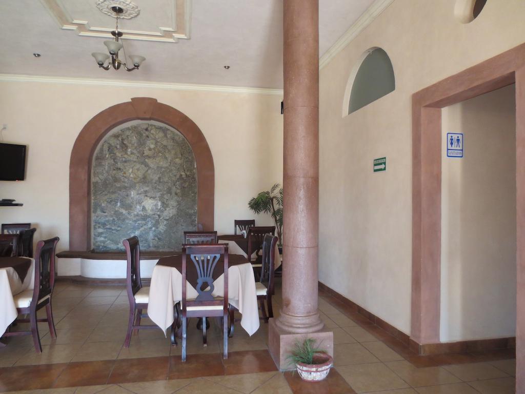 Casa Celia Hotel Restaurante Bernal Eksteriør bilde